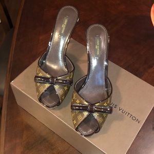 Louis Vuitton Peep Toe Heels 👠 Authentic